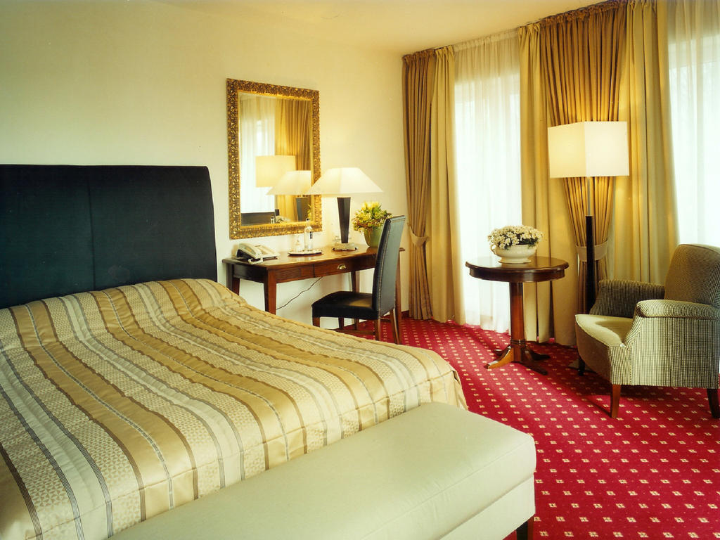 Hotel Am Erzengel Bocholt Rum bild